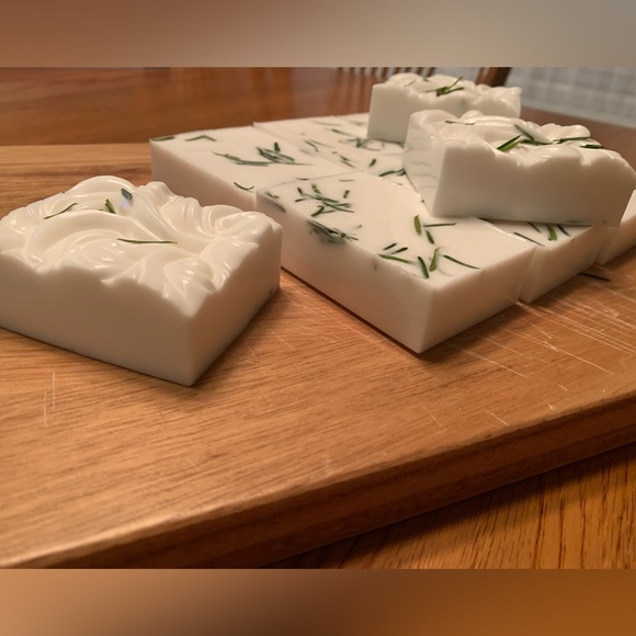 Homemade shea butter soap white pine wilderness scented. - Picture 3 of 7